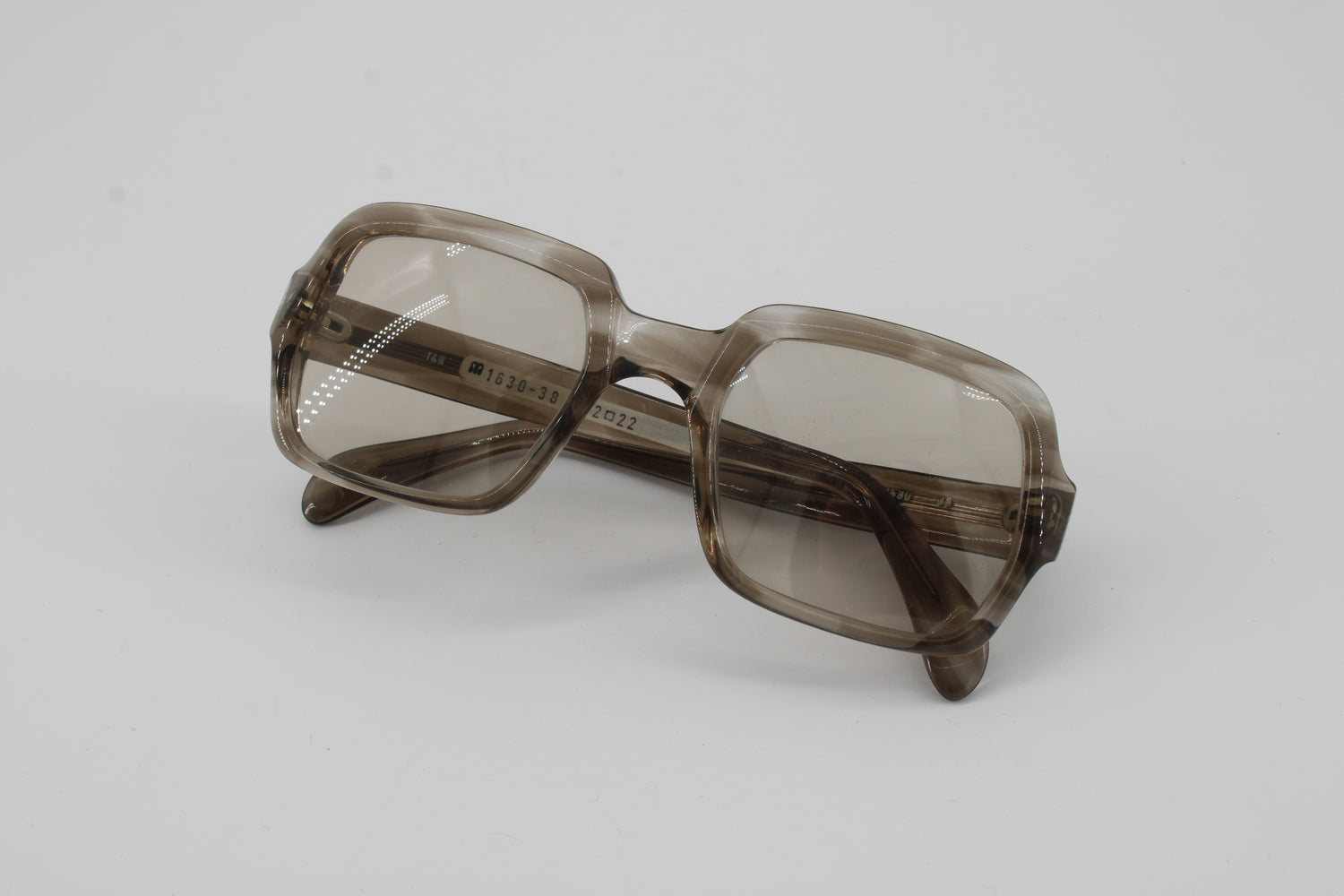 Menrad Glasses 1630-38 Vintage Glasses · NOS · Grey · 52-22-140 · Unworn