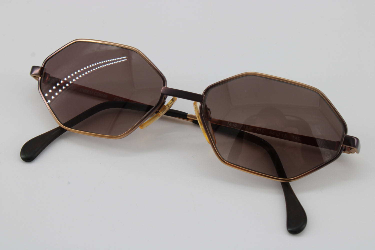 Enrico Coveri Glasses 719-810 Vintage Glasses · NOS · Gold-Black · 54-16-140 · Unworn