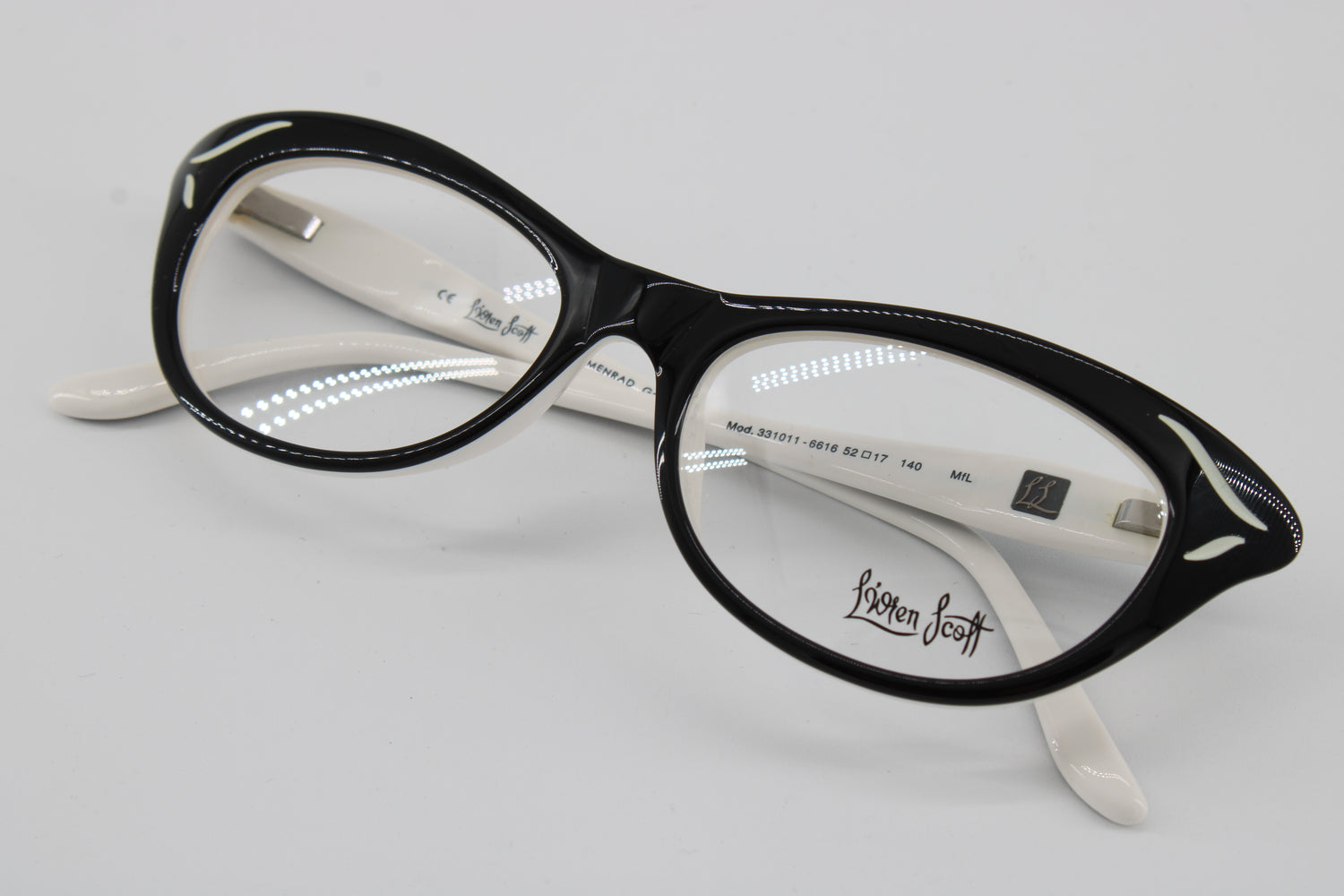 L'wren Scott Glasses 331011-6616 Vintage Glasses · NOS · Black-White · 52-17-140 · Unworn