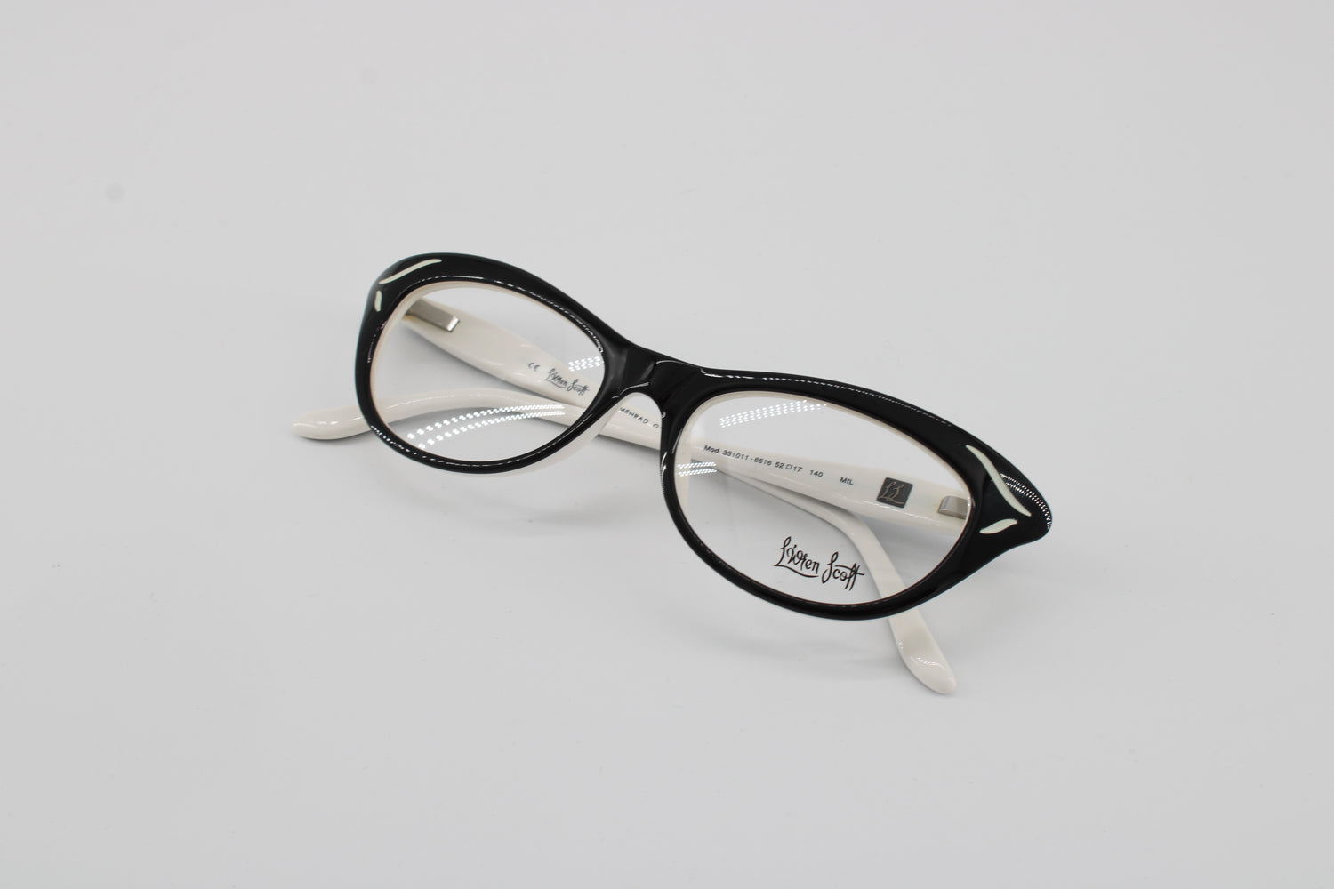 L'wren Scott Glasses 331011-6616 Vintage Glasses · NOS · Black-White · 52-17-140 · Unworn