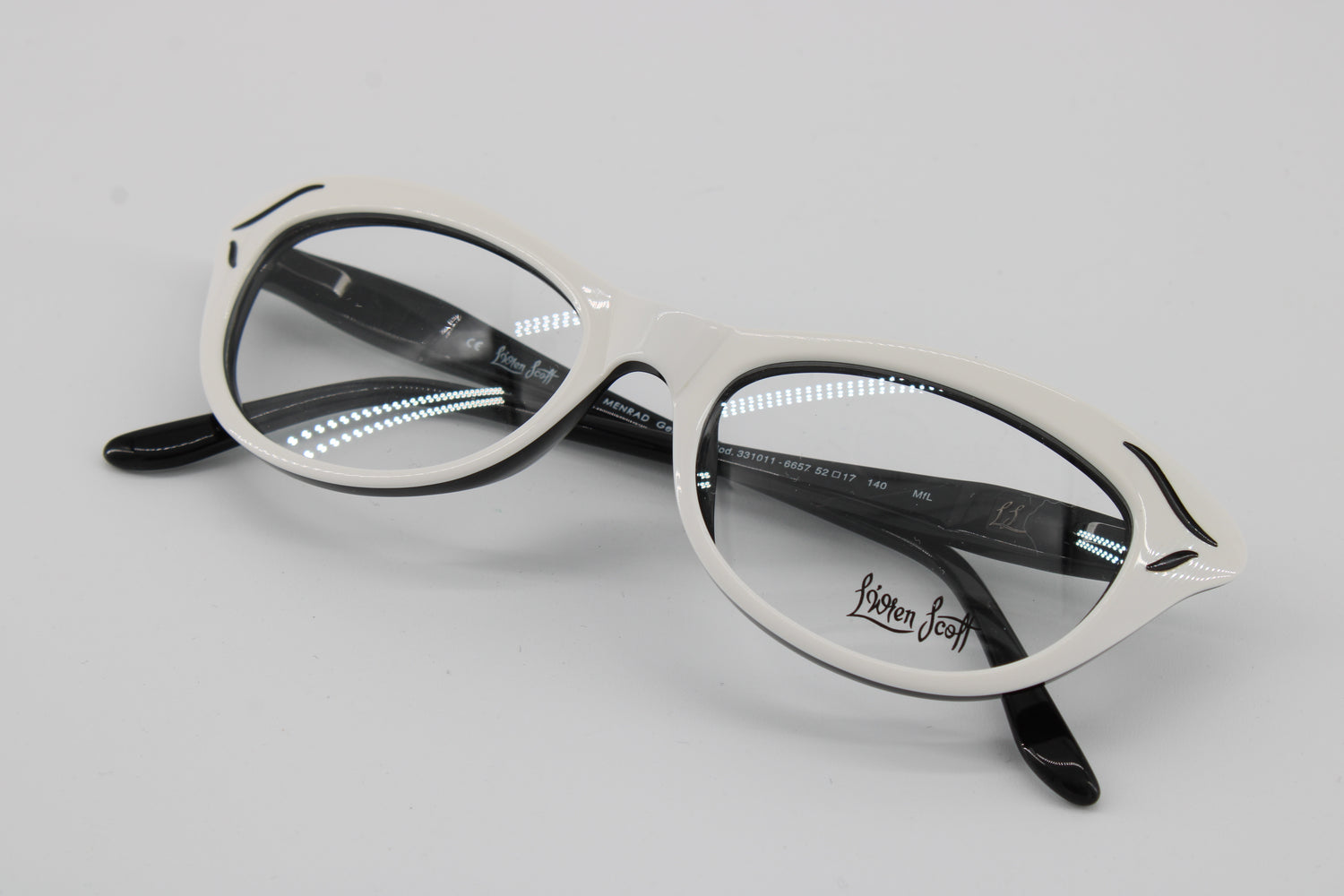 L'wren Scott Glasses 331011-6657 Vintage Glasses · NOS · Black-White · 52-17-140 · Unworn
