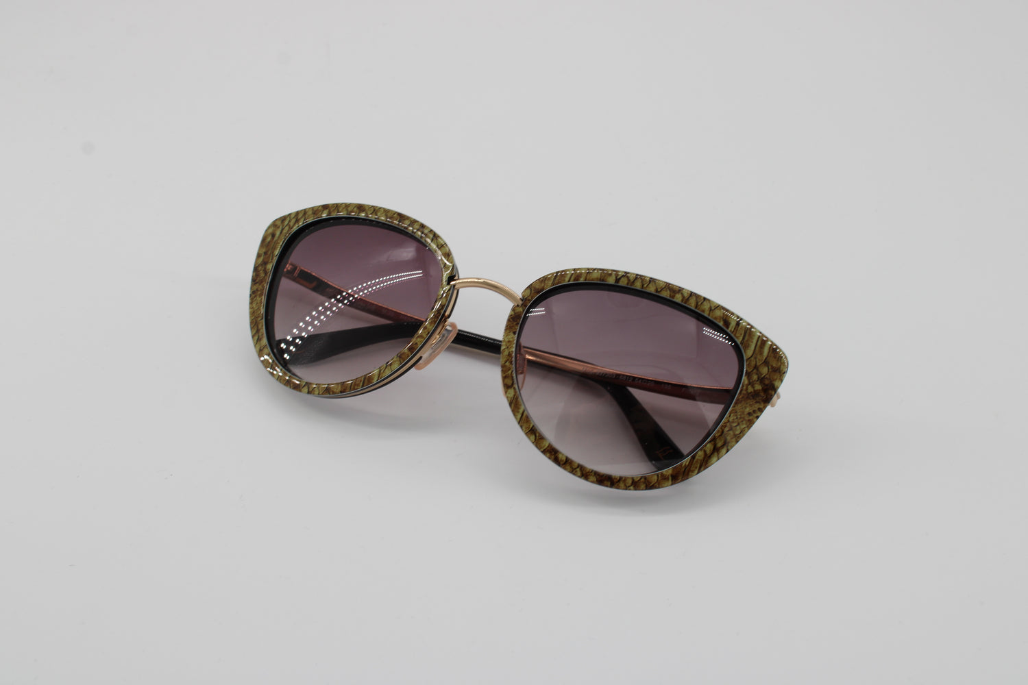 L'wren Glasses 337303-6812 Vintage Glasses · NOS · Gold-Black · 54-20-135 · Unworn