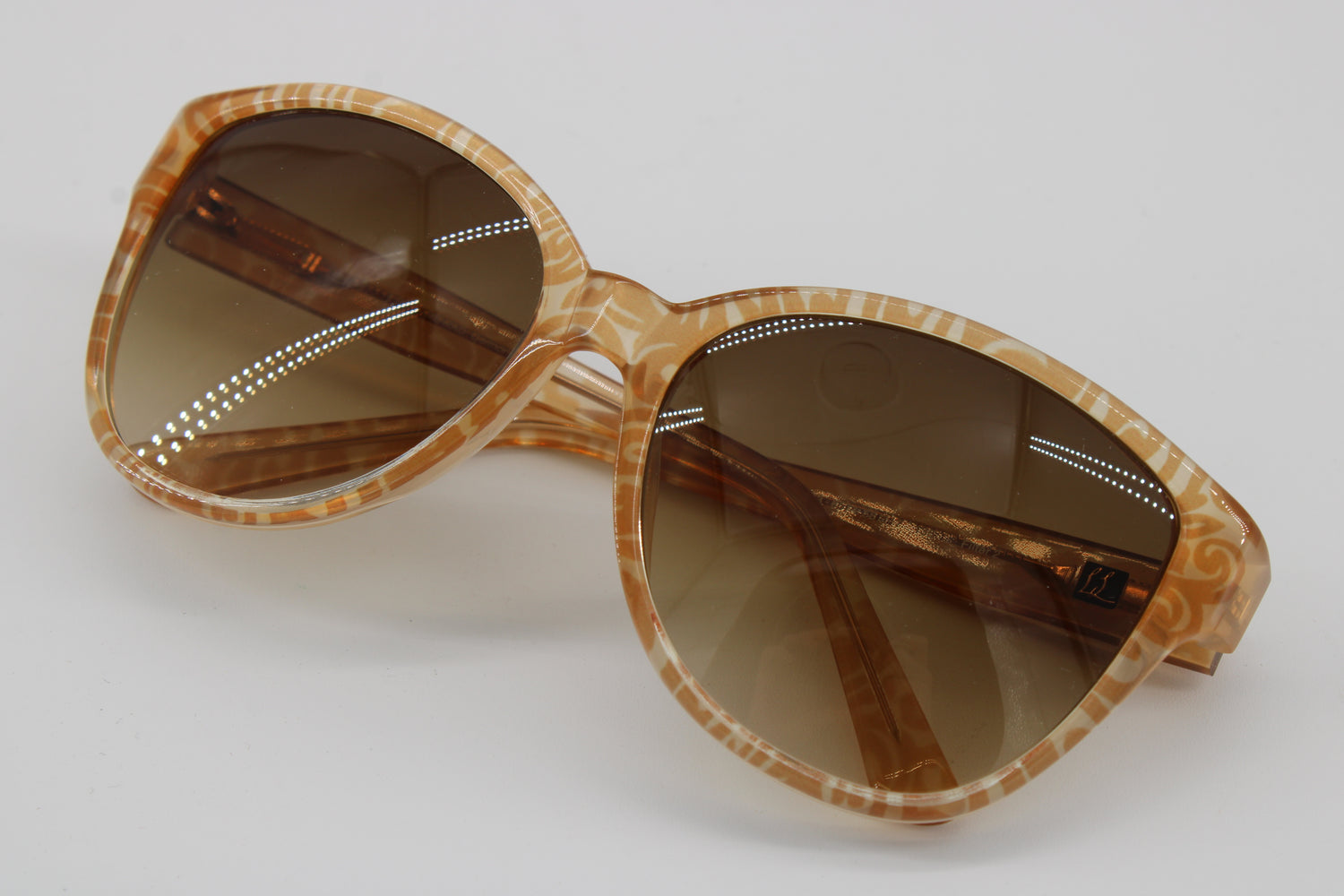 L'wren Glasses 337103-6574 Vintage Glasses · NOS · Gold · 58-17-135 · Unworn