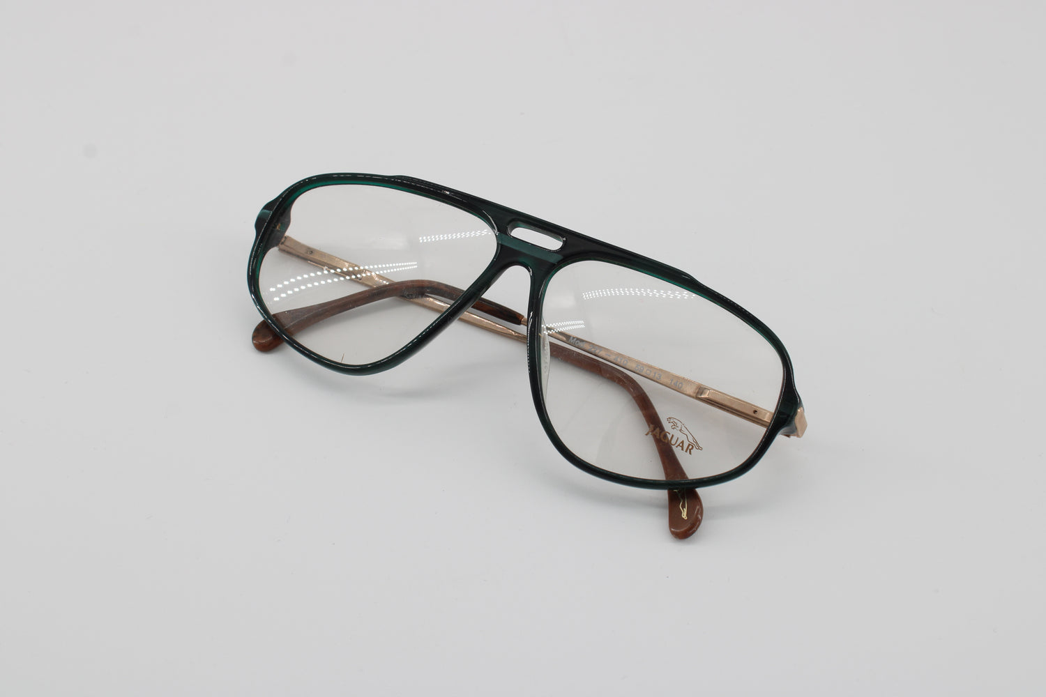 Jaguar Glasses 227-410 Vintage Glasses · NOS · Green-Gold · 59-13-140 · Unworn